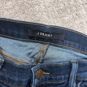 J Brand Jeans // Size 27 // Skinny